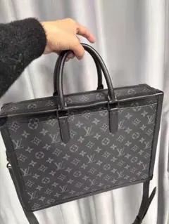 中古・美品lo~uis*vuit~ton ビジネスバッグ ブラック