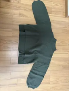 オリーブグリーン 長袖ニットセーターのサムネイル