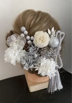 胡蝶蘭　和装髪飾り　結婚式　卒業式　成人式　七五三。　NO.43