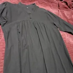黒　長袖ワンピース　綿　ペプラム　アシンメトリー