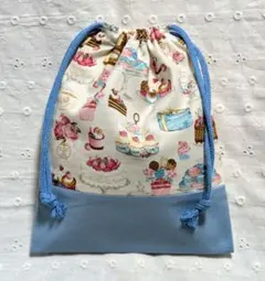 ハンドメイド、スイーツ柄の給食袋、巾着袋、コップ入れ、切り替え水色