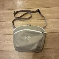 Item thumbnail for item 7a8eefef-a428-49e8-bc51-2d24e46f5175