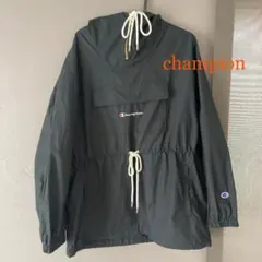 《チャンピオン》ナイロンジャケット　✴︎美品✴︎限定お値引き！早い者勝ち
