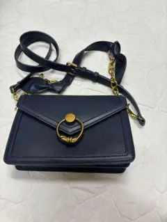 CHARLES & KEITH ショルダーバッグ ネイビーのサムネイル