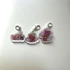 サンリオ　日焼けキティ　Hawaii アクリルチャーム③