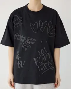 最安値クレヨンタッチ同色発泡プリントTシャツのサムネイル