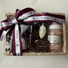 新品未使用品＊GemiD ボディケアセットのサムネイル