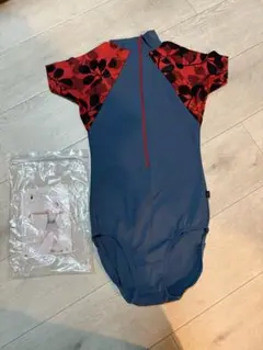 SOLO レオタード Sサイズ 赤い花柄