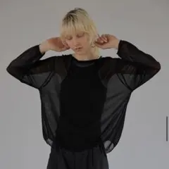 完売品　新品タグ付き　WILLFULLY ルーズシアーデザインニット