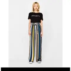 ストライプワイドパンツ ベルト付き Bershka 送料無料のサムネイル
