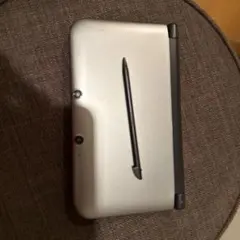 ニンテンドー3DS LL シルバー 本体