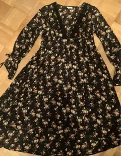 axes femme 花柄ワンピース（Vネック前開きガウン）