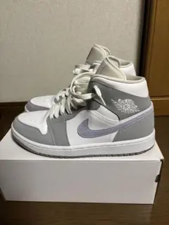 2025年最新】ナイキ ウィメンズ エアジョーダン 1 ミッド ウルフグレー