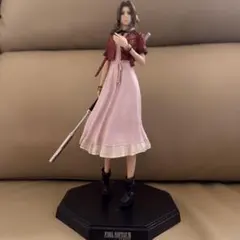 ファイナルファンタジー7 エアリス　フィギュア