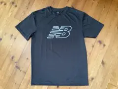 ニューバランスTシャツ