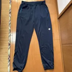 デサントジャージパンツ Lサイズ　1月3日まで