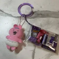 ピンクのクマのキーホルダーとおもちゃセット