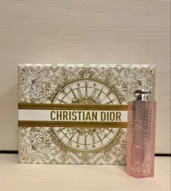 【新品未使用】Christian Dior Lip Glow 001ピンク