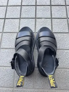 Dr. Martens レザーサンダル ブラックのサムネイル