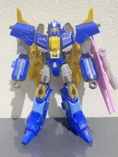 トランスフォーマーONE スタジオシリーズ　センチネルプライム