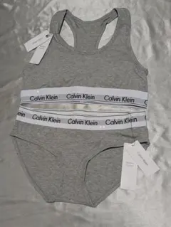 calvin klein ブラレット
