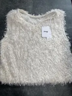 【新品】しまむら2wayカットフェザーベスト Lサイズ淡薄橙アイボリー