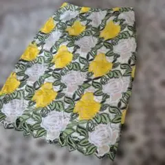 グレースコンチネンタル　Diagram　花柄刺繍タイトスカート　38