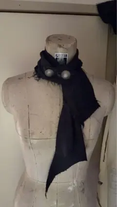 消えきらなかった装飾 choker scarf - メルカリ