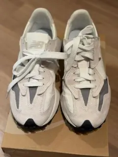 New Balance U327WED スニーカー グレー×ホワイト