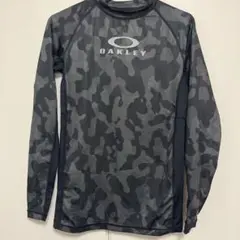 OAKLEY 迷彩柄 長袖シャツ