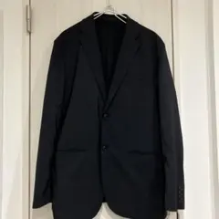 ブラック テーラードジャケット　ユニクロ