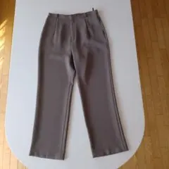 超美品！ベージュ パンツ ウエスト66〜70cm (Lサイズ)