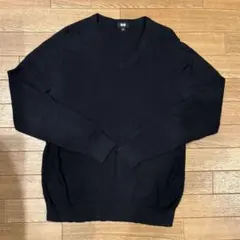 ユニクロ　コットンカシミア　Vネックセーター　Lサイズ　ブラック