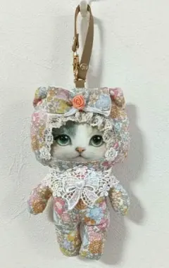 パネル猫ちゃん 両面立体猫ちゃん サコッシュ インド刺繍リボン - メルカリ