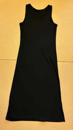 黒 ノースリーブ ロングワンピース