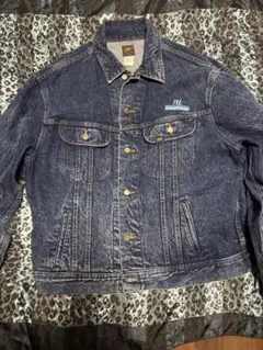 Item thumbnail for item 120c2a27-2648-4e3d-bea5-391203e7ddca