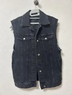 ブラックデニムノースリーブジャケット