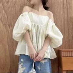LILY BROWN 3wayシアージャガードペプラムブラウスのサムネイル