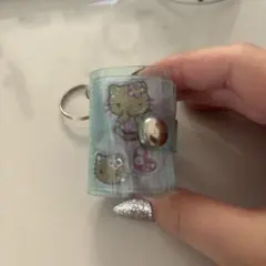 【正規品】ミニシール帳　うるちゅる　ボンドロ　たまごっち