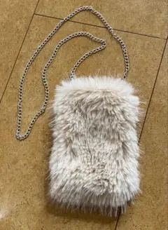 クリーム色 フェイクファー ショルダーバッグ