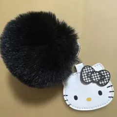 ハローキティ ふわふわファーチャームBOOK 千鳥格子