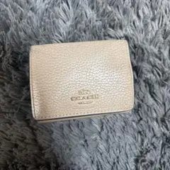 COACH ベージュ 三つ折り財布
