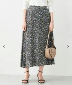 ルクールブラン IPEKER フラワーフレアスカート
Mサイズ