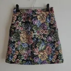 LOWRYS FARM/花柄ゴブラン織ミニスカート