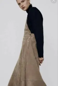 ZARA フェイクスエードジャンパースカート