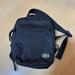 Lacoste ブラック ショルダーバッグ