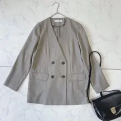 【美品】ナチュラルビューティーベーシック ノーカラージャケット ベージュ M