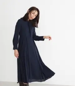 美品 ボウタイプリーツワンピース