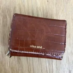 Niko and… 三つ折財布
