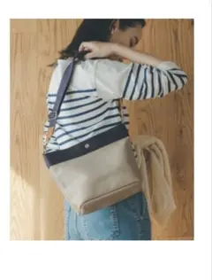 Breath TOPKAPI リプルネオレザーショルダーバッグ グレージュ